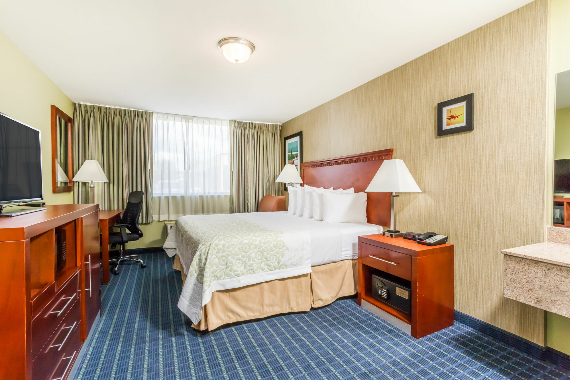 Days Inn By Wyndham Windsor Locks / Bradley Intl Airport Exterior foto